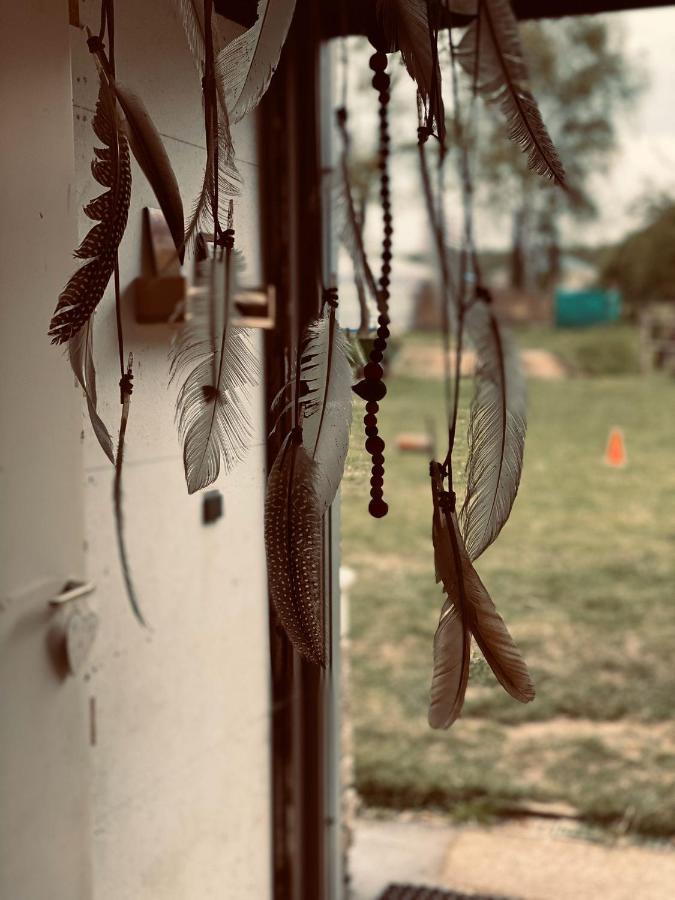 מלון אארסחוט Slapen Tussen De Ezels In De Yurt מראה חיצוני תמונה